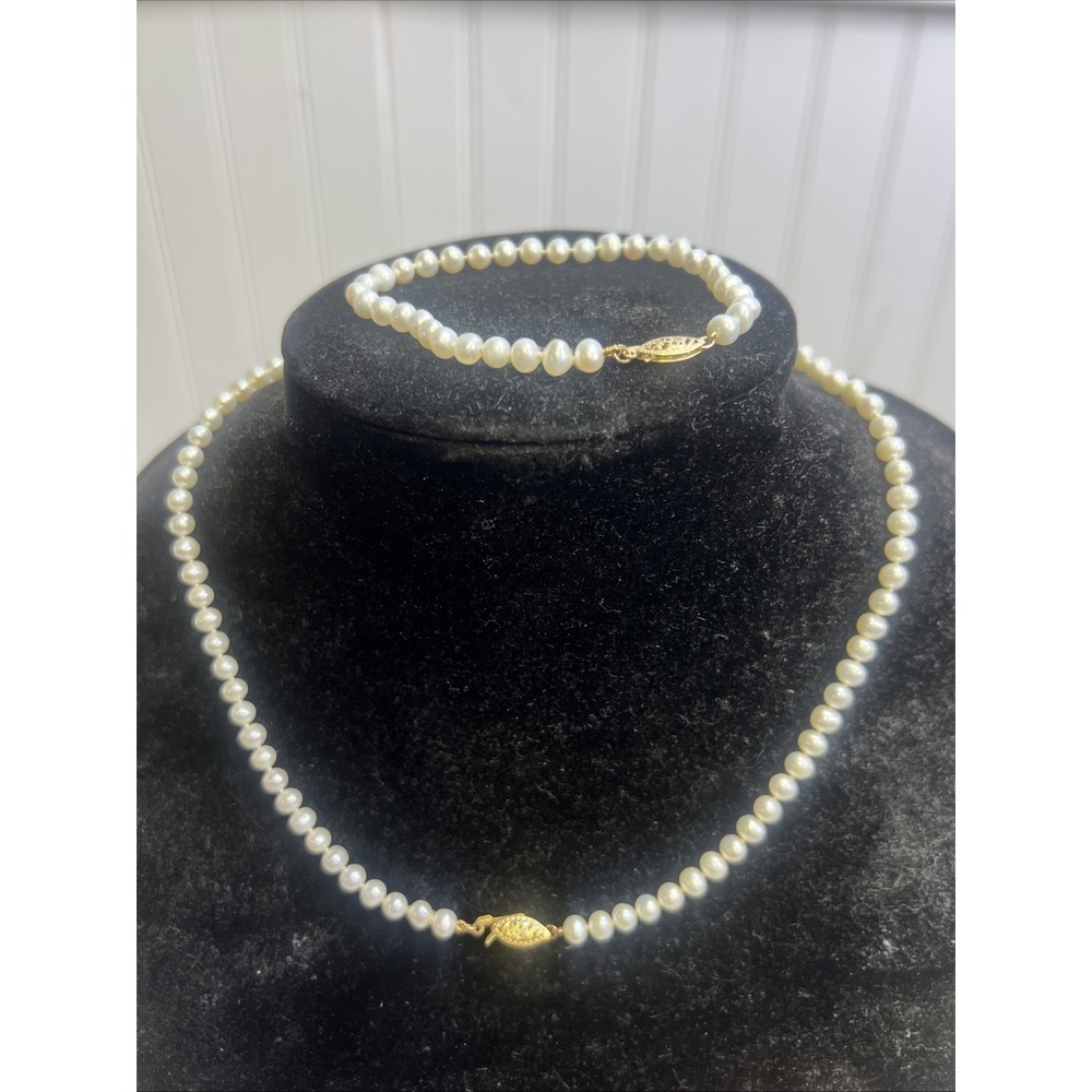 Vintage Genuine 18" Pearl Necklace & 7" Bracelet 14K‎ Gold Clasp Marked PJS